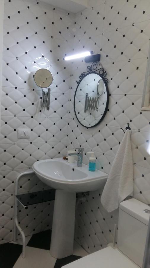 Villa Leyland Голем Экстерьер фото
