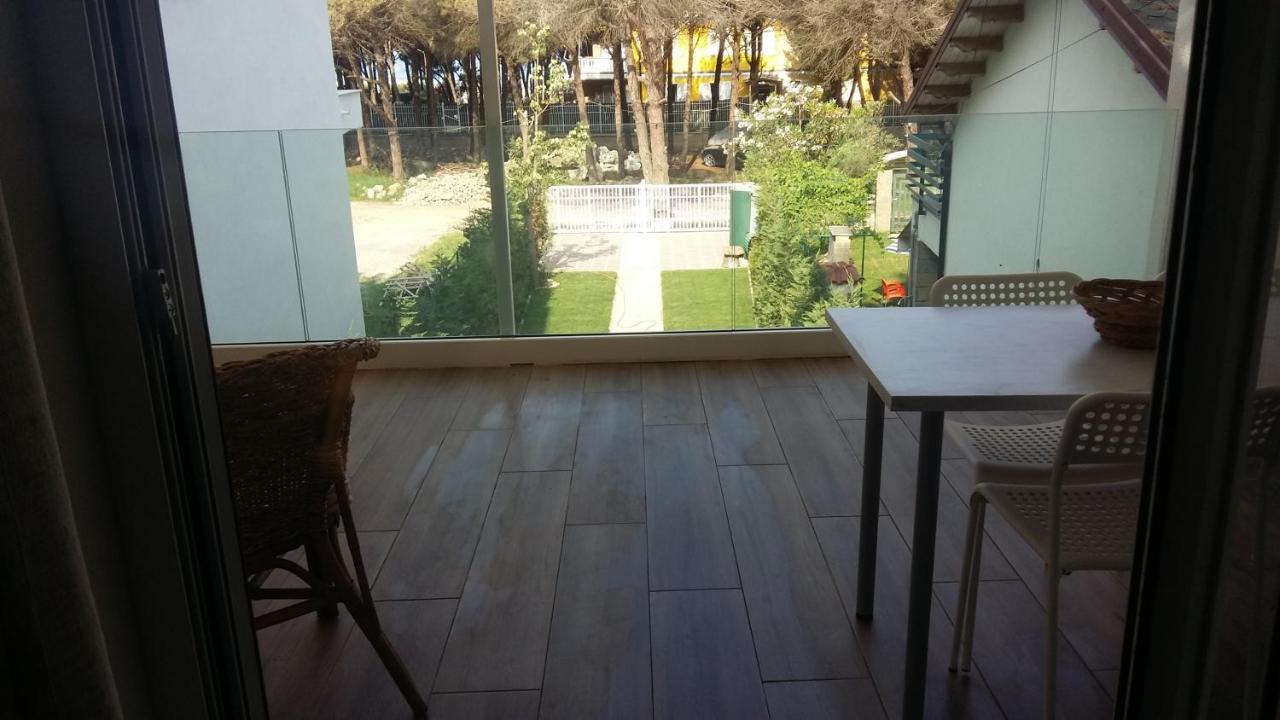 Villa Leyland Голем Экстерьер фото