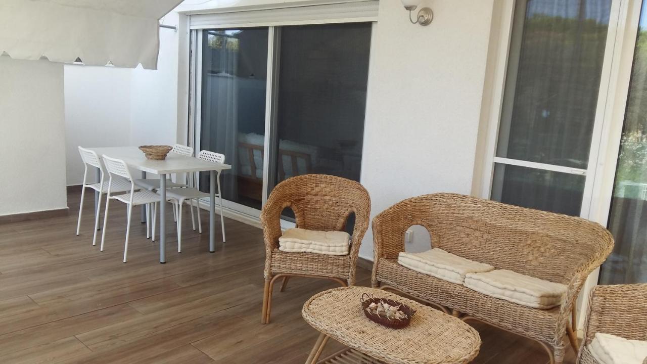 Villa Leyland Голем Экстерьер фото